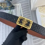 范思哲 特种皮腰带系列 ，原厂五金精品不锈钢扣，手感柔软舒适 宽3.8Cm。