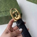特 品牌：古奇新款进口小牛皮，手感细腻柔软。搭配纯钢自动精品钢扣，男士必备！宽度：3.5Cm