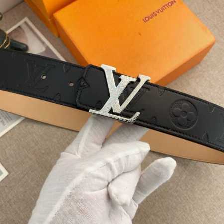 Lv 特种皮腰带系列 ，原厂五金精品不锈钢扣，手感柔软舒适 宽4.0Cm。 - 点击图像关闭