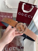 Gucci.古驰 全套包装 绝美Gucci 双G扣男士新款腰帶 專櫃同步 寬4厘米 雙面進口荔枝紋雙面雙色可用 精緻真空電鍍雙G鋼扣 時尚百搭款