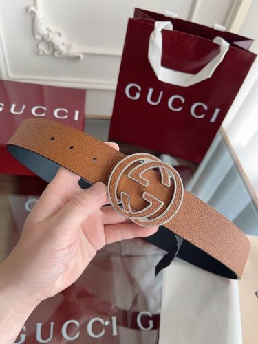 Gucci.古驰 全套包装 绝美Gucci 双G扣男士新款腰帶 專櫃同步 寬4厘米 雙面進口荔枝紋雙面雙色可用 精緻真空電鍍雙G鋼扣 時尚百搭款