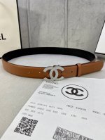 宽度3.0Cm Chanel 香奈儿 经典款平纹 两面牛皮搭配金 银 色镶钻钢扣。
