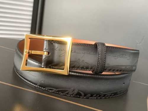 Berluti 布鲁提 新款上新 最新款男士腰带，高端质感感受，顶级擦色小牛皮质感极好，五金Logo立体分明，欧美风格走马蜡线手工缝制，色泽高端