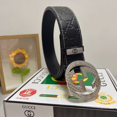 品名：古奇.Gu...Ci 原单 材质：原单牛皮腰带 专柜原单品质、做工精细，时尚大牌，送人自用首选 包装： 请认准如图专柜包装赠送打孔器手提袋专柜礼盒宽度3.
