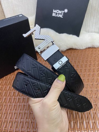 品名：万宝龙 Montblanc 原单 材质：原单牛皮腰带 百分百头层牛皮腰带保证真皮，24K纯钢扣，专柜原单品质、做工精细，时尚大牌，送人自用首选 包装： 请