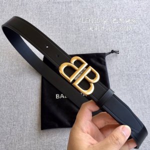 特P160 巴·黎·世·家 专柜在售爆款 感谢客户反馈实拍图，顶级货 自己看细节 3.0Cm都有货 码数齐