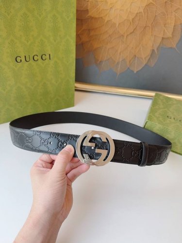 Gucci 经典全皮压花，专柜新版Logo横标，原版进口南非皮底，精品双G钢扣 高端品质，不惧对比，宽度：4.0Cm 代购版本 原单130