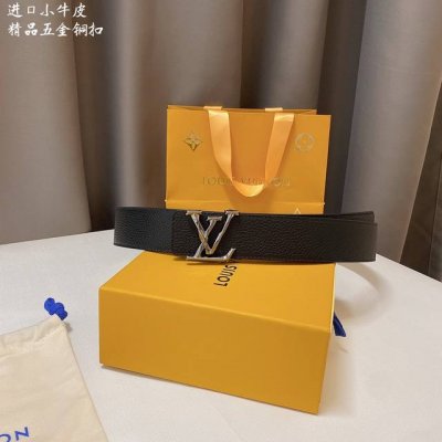 Lv路易威登 官网同步 宽度4.0Cm 精品扣 搭配设计 用了精品电镀五金 工艺精湛 双面进口小牛皮