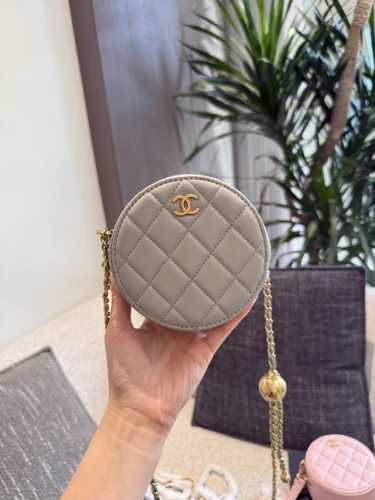 Chanel小金球圆饼11Cm配盒子