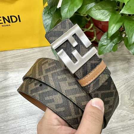 图片包装＋10 Fendi 芬迪 专柜同款 宽4.0Cm 双环正反用腰带 Ff按钉搭扣 土黄色Cuoio Romano皮革材质 反面面料带有烟草黄和黑色Ff图案 - 点击图像关闭