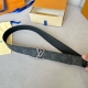 特 P170 寬：35Mm 驢家新品 皮帶面採用經典老花色系 原廠小牛皮荔枝紋底製成 搭配經典簡約字母搭扣造成 令人眼前一亮 雙面配戴 以一當二