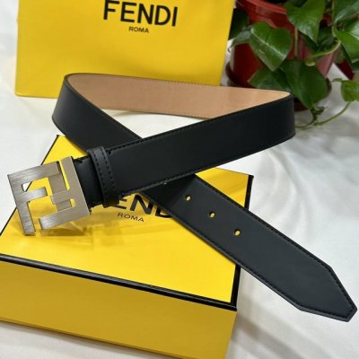 Fendl 芬迪宽40Mm双面原版小牛皮 搭配单钌钯电镀扣 完美的手感.油边 出众的设计.风格 高贵奢华 时尚大方 高清实拍 货真价实 品质保证 双面用