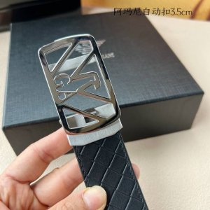 特 品牌： 阿玛尼 新款进口小牛皮，手感细腻柔软。搭配纯钢自动精品钢扣，宽度：3.5Cm