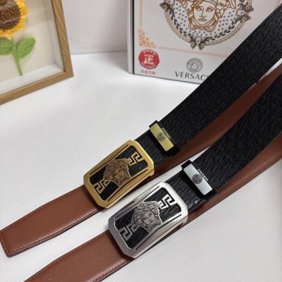 品名：Versace.范思哲 材质：原单牛皮腰带 百分百头层牛皮腰带保证真皮，24K纯钢扣，专柜原单品质、做工精细，时尚大牌，送人自用首选 包装