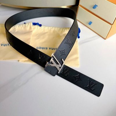 Lv 路易威登 全套包装 40Mm宽度 正品一体铸造五金钢扣，原厂皮料 双面原厂定制面料，可双面使用！区别市场货