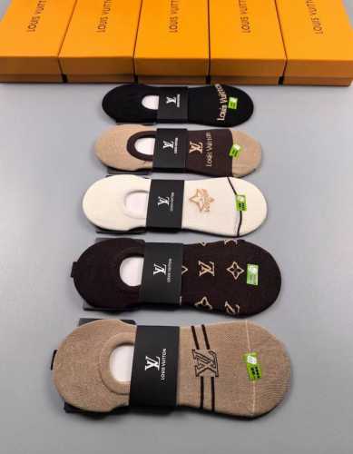 特 Louis Vuitton 路易威登驴家新品女款隐形袜子一体机无骨缝合袜子 一盒五双 提花经典标志，纯棉材质，超舒适超美腻大牌出街，潮人必备超好搭