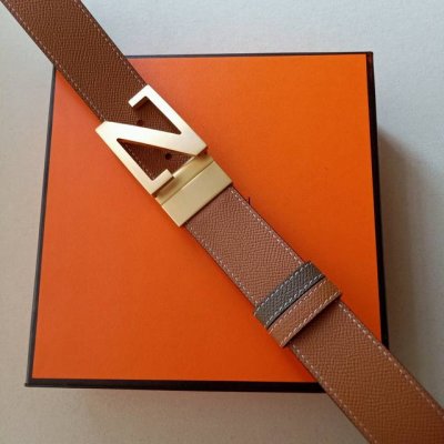 品牌:杰尼亚 价格:特 尺寸:带宽34Mm 正品尺寸 五金材质:专柜精品扣，真空电镀，工艺精细 带身材质:天然头层牛皮.质感十足，手感柔软。时尚个性，经典百搭！