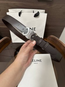 特 ～ CéLine 赛琳 Triomphe大号复古牛皮革腰带 对版金属件 领扣搭扣 宽3.0Cm
