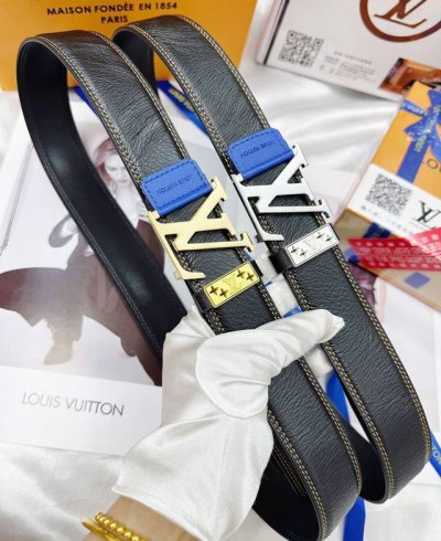 皮带：Lv..路易..威登顶级复刻. 腰带：原单品质百分百进口原厂头层牛皮，保证真皮。贴皮雾面工艺.真空电镀.永不掉色.24K纯钢扣头层小牛皮双面可用专柜同等质