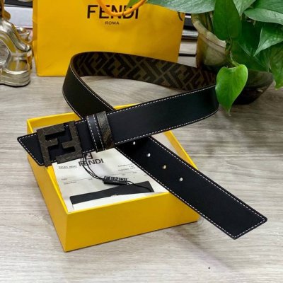 Fendi 芬迪 专柜同款 宽4.0Cm 双环正反用腰带 Ff按钉搭扣 双色cuoio Romano皮革材质 反面面料带有烟草黄和黑色ff图案 黑色珐琅金属饰面