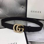 配送专柜全套礼盒包装。 Gucci 经典原单配以标志双 G 带扣。宽度:3.8Mm手感柔软，修长真皮腰带采用gucci原厂小牛皮精致而成。 品质保证 无忧售后