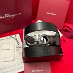 Ferragamo 菲拉格慕 雙面意大利進口原廠黑配全新精品镀钯搭扣 寬度35毫米 雙面可用 該皮帶可調節 且能根據需要裁剪達到修身效果 顶级