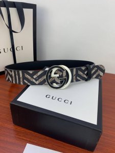 宽度4.0 Cm Gucci Supreme高级人造帆布腰带配以Interlocking G嵌入本色帆布带钢扣 黑色 条纹Gg Supreme高级人造帆布，配以