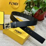 fendi 芬迪 专柜同款 宽4.0Cm 双环正反用腰带 Ff按钉搭扣 黑色Cuoio Romano皮革材质 反面面料带有烟草黄和黑色Ff图案 黑色珐琅金属饰面