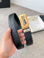 品名：万宝龙.Montblanc原单 腰带 自动皮带 型号：内穿款自动带，原版新款纯钢材质自动扣，双面头层牛皮实物拍摄， 材料：百分百头层牛皮，保证真皮。专柜同