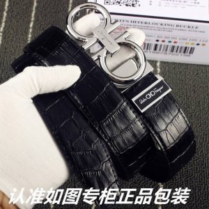 品名：菲拉格木鳄鱼纹 型号：请认准如图专柜包装，赠送打孔器 材料：百分百头层牛皮，鳄鱼纹纹路保证真皮。24K纯钢扣专柜同等质量， 送人自用首选 包装： 请认准如