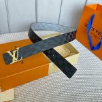 原版包裝 DDD L0Uis Vuitt0N 今季新品 男士原單腰帶 寬度40毫米 雙面進口頭層小牛皮絲印圖案Logo設計 搭配最新双色五金 可雙面佩戴 適合沈