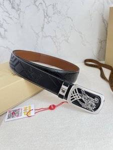 品名：巴宝莉.Burberry腰带·皮带·原单 型号：挂扣，经典纯钢材质挂扣，实物拍摄，头层牛皮 材料：百分百头层牛皮，保证真皮。双面可用专柜同