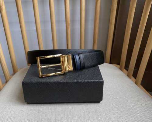 prada 普拉达 专柜同款 男士一皮双用针扣款 带身一面黑一面咖 双面十字纹小牛皮宽度:3.5Cm 搭配原版旋转针扣 手感极佳 原单品质