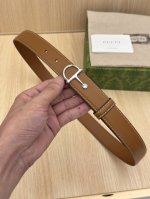 原单30Mm 带身采用双面进口皮，新款专用，扣头采用新款精品纯铜扣，正品开版。专营专柜款！G11030140