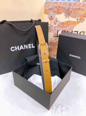 香奶奶Chanel 链条针扣 进口小牛皮腰带 黄铜金属 手感柔软 细腻 2.0Cm - 点击图像关闭