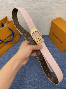 特 Louis Vuitton驴牌 ：经典原单品质，新款搭配原单精品针扣，精工制作，细节看图，实物拍摄，高端奢华，宽度3.0 Cm