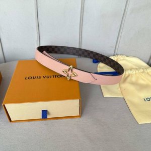 原版包裝 L0Uis Vuitt0N 今季新品 女士原單腰帶 寬度30毫米 經典小花pvc面搭配荔枝紋牛皮壓花 搭配新款精钢五金 可雙面佩戴 百搭款