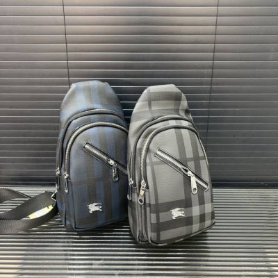 Burberry 巴宝莉 帆布格子印花胸包 斜挎单肩包 实物拍摄 原厂原版面料 配送防尘袋28 X 16Cm。