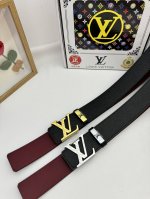 品名：Lv..路易..威登原单 材质：原单牛皮腰带 百分百头层牛皮腰带保证真皮，24K纯钢扣，专柜原单品质、做工精细，时尚大牌，送人自用首选包装： 请认准如图专