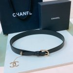 p250 chanel 24S 小牛皮 与 黄铜金属 简约针扣 独家首发 码数75-95欧