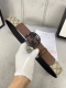 宽度4.0Cm Gucci 这款腰带在早秋系列中惊艳亮相，采用以标志性米色 乌木色组合呈现的品牌双g镂空字母交织图案，与黑色皮革材质相得益彰。双g搭扣采用做旧效