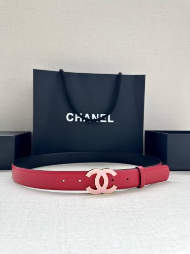 宽度3.0Cm Chanel 香奈儿 进口柔软小牛皮纹路清晰五金配件金 银色 金属磨胶钢扣。