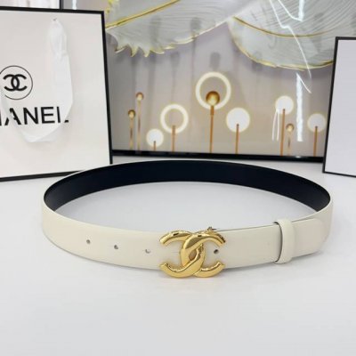 Chanel香奈儿 双面头层小牛皮 原厂皮料订制 质感柔软 做工精细 搭配铜扣 时尚百搭 精品宽度：3.0Cm