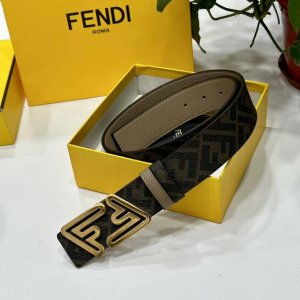 Fendi 芬迪 专柜同款 双环正反用腰带 Ff按钉搭扣 棕色cuoio Romano皮革材质 反面面料带有烟草黄和黑色ff图案 黑色珐琅金属饰面 时尚经典 百