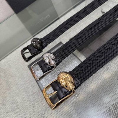 Pp最新网红爆款双面头层牛皮配原装盒专柜同步3.8宽新款上市了，原版牛皮，搭配钢扣，优雅，大方用的方便。谢谢你转载。
