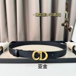 Dior 24早春新款 C D搭扣黄铜腰带扣，女士小牛皮腰带 经典永存 3Cm
