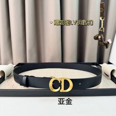 Dior 24早春新款 C D搭扣黄铜腰带扣，女士小牛皮腰带 经典永存 3Cm