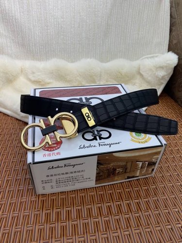 品名：菲拉格幕 原单皮带 材质：原单牛皮腰带 百分百头层牛皮腰带保证真皮，24K纯钢扣，专柜原单品质、做工精细，时尚大牌，送人自用首选 包装： 请认准如图专柜包
