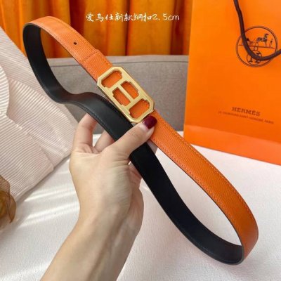 特 爱马仕Hermes 原单爱马仕，宽2.4Cm进口原版皮带身，双面可两面用，精品电镀五金 ！