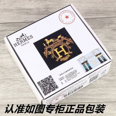 品牌：爱马仕.HERMES自动扣 型号：原单！认准如图专柜正品包装 等级：意大利进口头层牛皮，自动扣，HERMES.爱马仕，世界著名奢侈品品牌，国外专柜有同款时